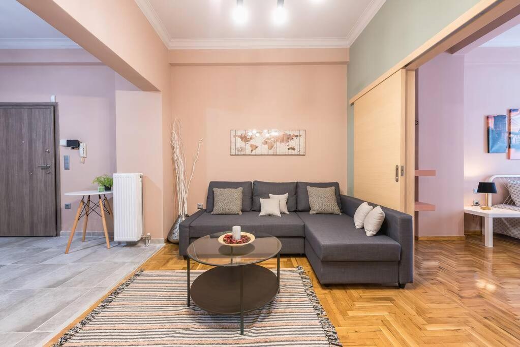 Rest Sleep Repeat By Museum-2 Apartment Athens Exterior photo
